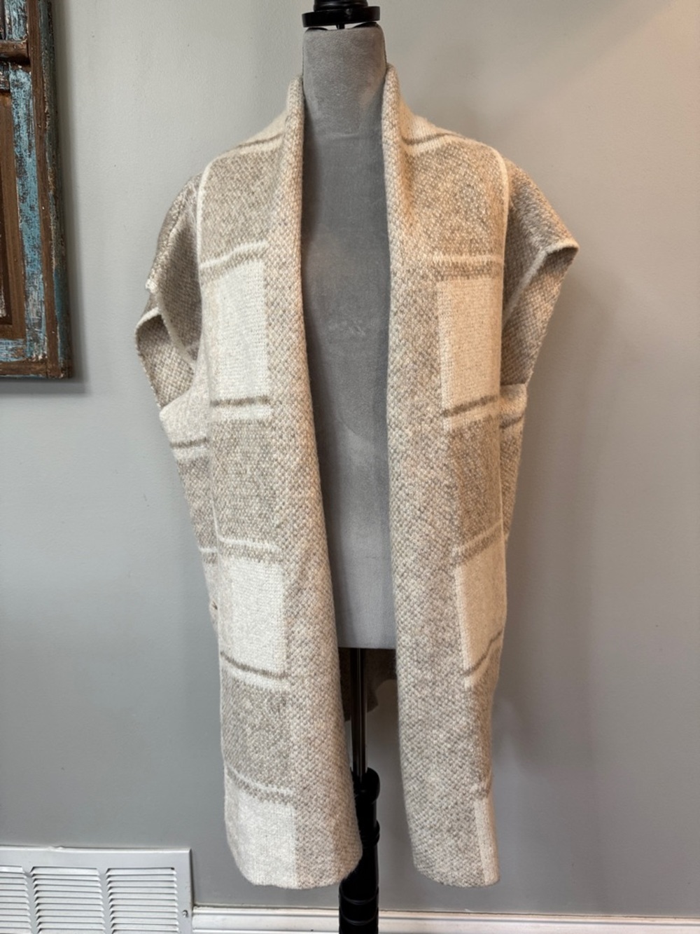 Nicole Miller Neutral Plaid Sleeveless Open Cardigan